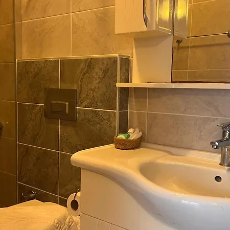 Elin Alacati Ξενοδοχείο *