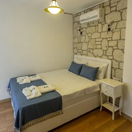 Elin Alacati * Çeşme