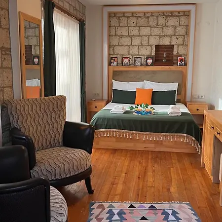 Elin Alacati * Çeşme