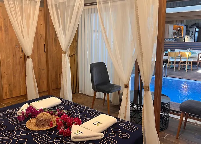 Elin Alacati Отель *